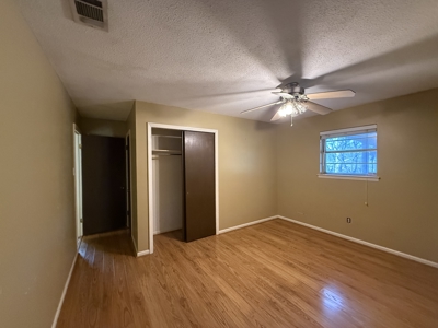 Lakefront Living in the Heart of Little Rock - image 16