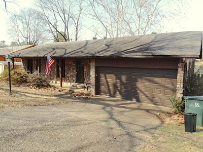 Lakefront Living in the Heart of Little Rock - image 38