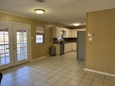 Lakefront Living in the Heart of Little Rock - image 8