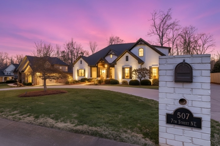 NEW LISTING – 507 7th Street NE #29, Conover, NC 28613 - image 1