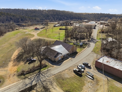 Investment Opportunity in Gainesville MO Ozarks 4 Bed 4 Bath - image 24