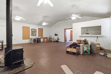 Investment Opportunity in Gainesville MO Ozarks 4 Bed 4 Bath - image 20