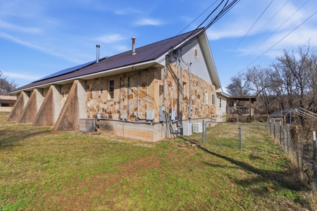 Investment Opportunity in Gainesville MO Ozarks 4 Bed 4 Bath - image 27