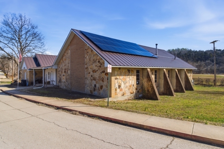 Investment Opportunity in Gainesville MO Ozarks 4 Bed 4 Bath - image 28