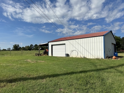 East Texas Mobile Home and Acreage For Sale - image 17