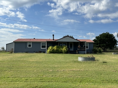 East Texas Mobile Home and Acreage For Sale - image 1