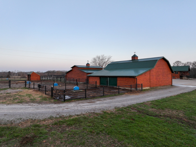 Home for Sale in Vernon County Missouri - image 8