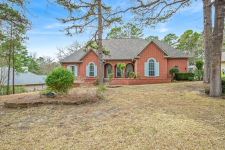 Golf Course Home in Holly Lake Ranch, Texas For Sale - image 3