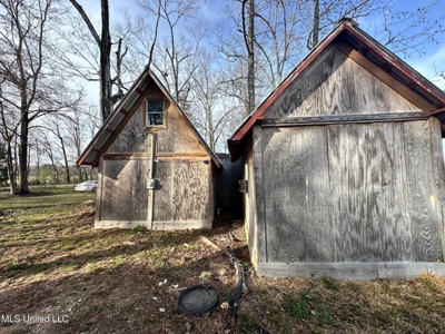 Cabin Fronts the Pearl River Lawrence County Mississippi - image 4
