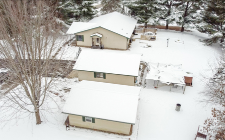 Beautifully updated 3BR/2BA ranch on just under an acre - image 4