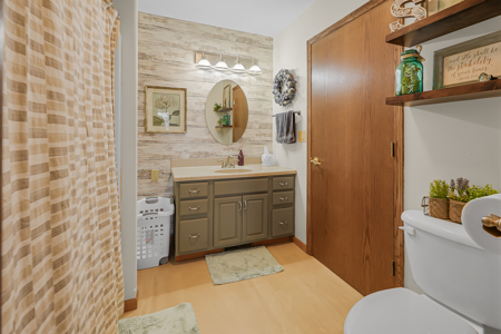 Beautifully updated 3BR/2BA ranch on just under an acre - image 14