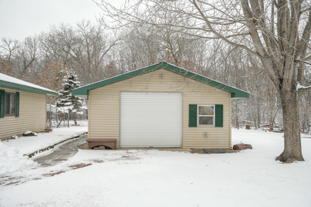 Beautifully updated 3BR/2BA ranch on just under an acre - image 3