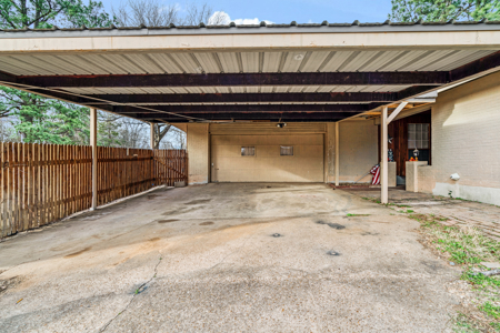 Lamar County Home on .51 Acre | Fenced w/ Well & Storage - image 3