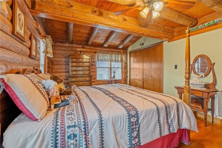 Log Home Cabin with Acreage/Barn/Shop/Pond For Sale Boone Co - image 17