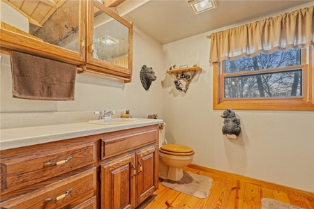 Log Home Cabin with Acreage/Barn/Shop/Pond For Sale Boone Co - image 14