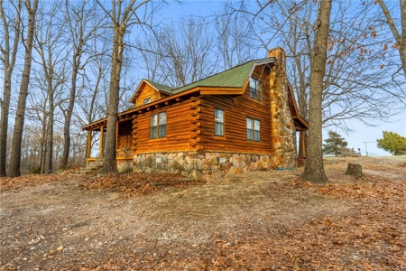 Log Home Cabin with Acreage/Barn/Shop/Pond For Sale Boone Co - image 5