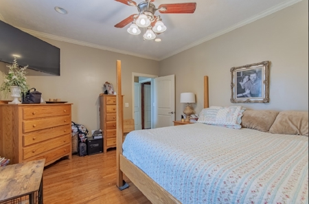 Country Home with acreage, no restrictions, close to town - image 34