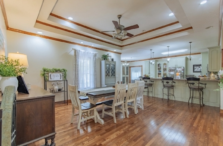 Country Home with acreage, no restrictions, close to town - image 32