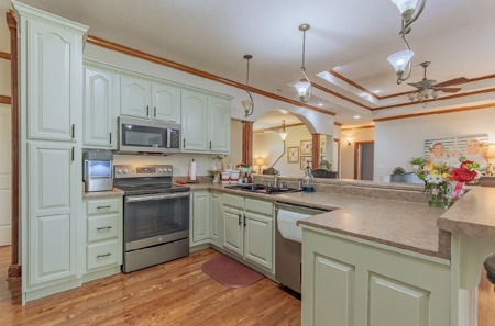 Country Home with acreage, no restrictions, close to town - image 24