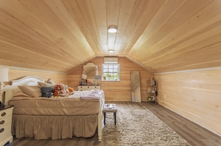 Country Home with acreage, no restrictions, close to town - image 49