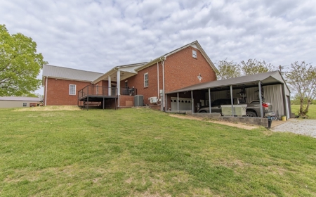 Country Home with acreage, no restrictions, close to town - image 16