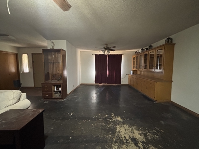 East TX Country Home on acreage with Multiple Shops – Bivins, TX - image 6