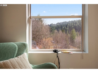 Private 6-Acre Retreat Near Sunset Falls - image 16