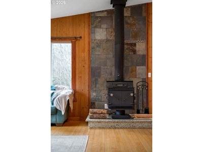 Private 6-Acre Retreat Near Sunset Falls - image 4