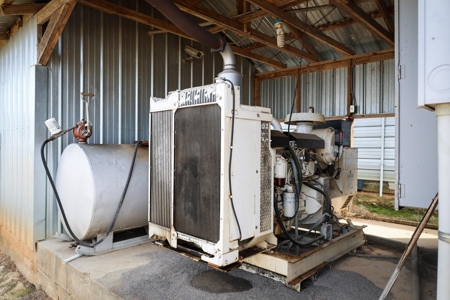 5 House Broiler Farm & Residence For Sale in North LA - image 15