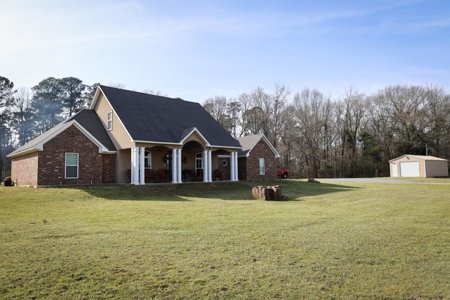 5 House Broiler Farm & Residence For Sale in North LA - image 33
