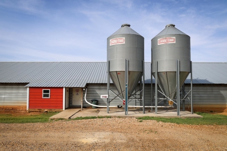 5 House Broiler Farm & Residence For Sale in North LA - image 24