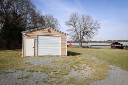 5 House Broiler Farm & Residence For Sale in North LA - image 30