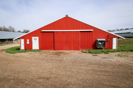 5 House Broiler Farm & Residence For Sale in North LA - image 10