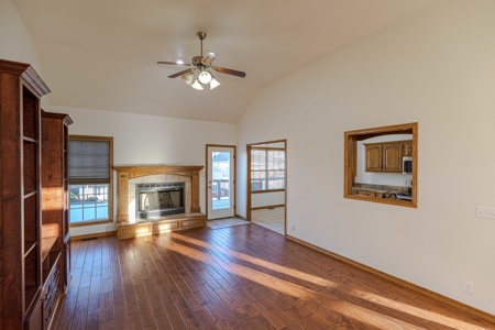 Home for Sale - Carl Junction, Missouri - image 11