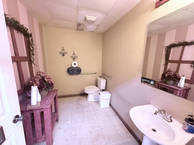 Commercial Property in Winnsboro Wood County Texas For Sale - image 15