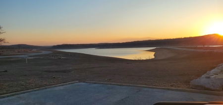 Beautiful View!!!  Bull Shoals Lake - image 16