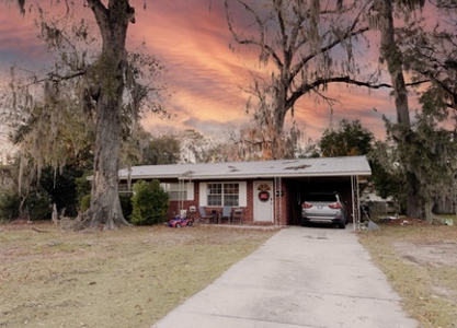 Home For Sale In Lake City Florida In Established Subdivision - image 1