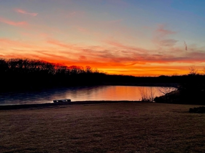 Stunning Missouri Home with Acreage & Private Lake Retreat - image 4