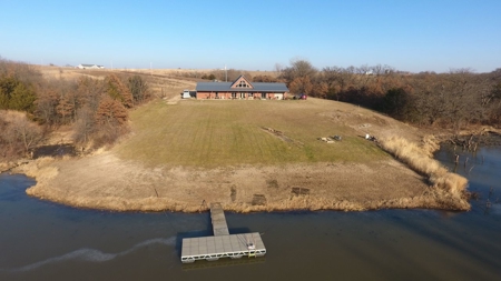 Stunning Missouri Home with Acreage & Private Lake Retreat - image 6