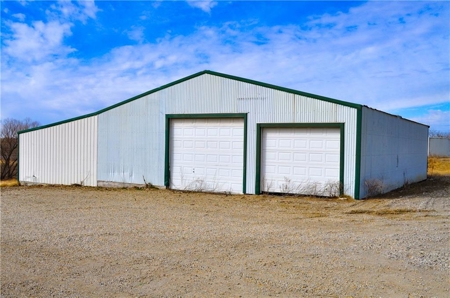 Turnkey Sports Bar & Event Center on 4.5 Acres in King City, MO - image 15