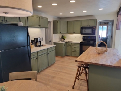 Little Hills Lake Year Round Vacation Home For Sale - image 11