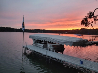 Little Hills Lake Year Round Vacation Home For Sale - image 2