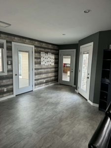 Country Home in Davis City, Iowa Sitting on Two Acres - image 14
