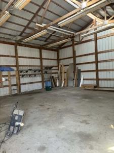 Country Home in Davis City, Iowa Sitting on Two Acres - image 35