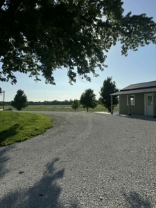 Country Home in Davis City, Iowa Sitting on Two Acres - image 37