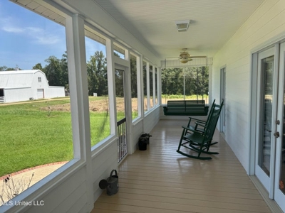 Osyka, MS 100± Acre Gated Estate with Lake & Home - image 34