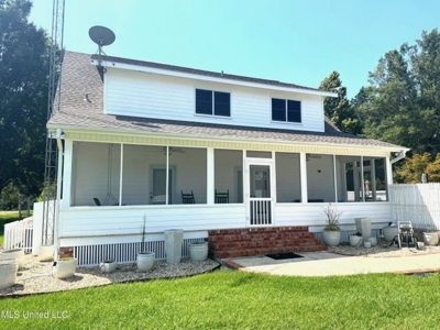 Osyka, MS 100± Acre Gated Estate with Lake & Home - image 36