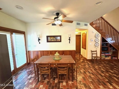 Osyka, MS 100± Acre Gated Estate with Lake & Home - image 25