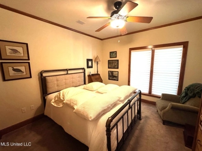 Osyka, MS 100± Acre Gated Estate with Lake & Home - image 31