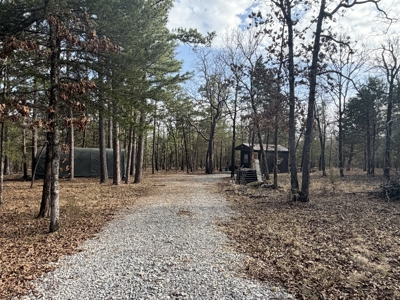 Cabin and 20 acres off grid cabin in Red Oak, OK - image 3